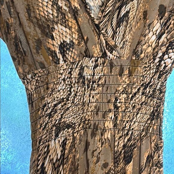 West Loop Women’s Brown Snake Print V-Neck Short Sleeve Maxi Dress Size Large - Picture 4 of 7